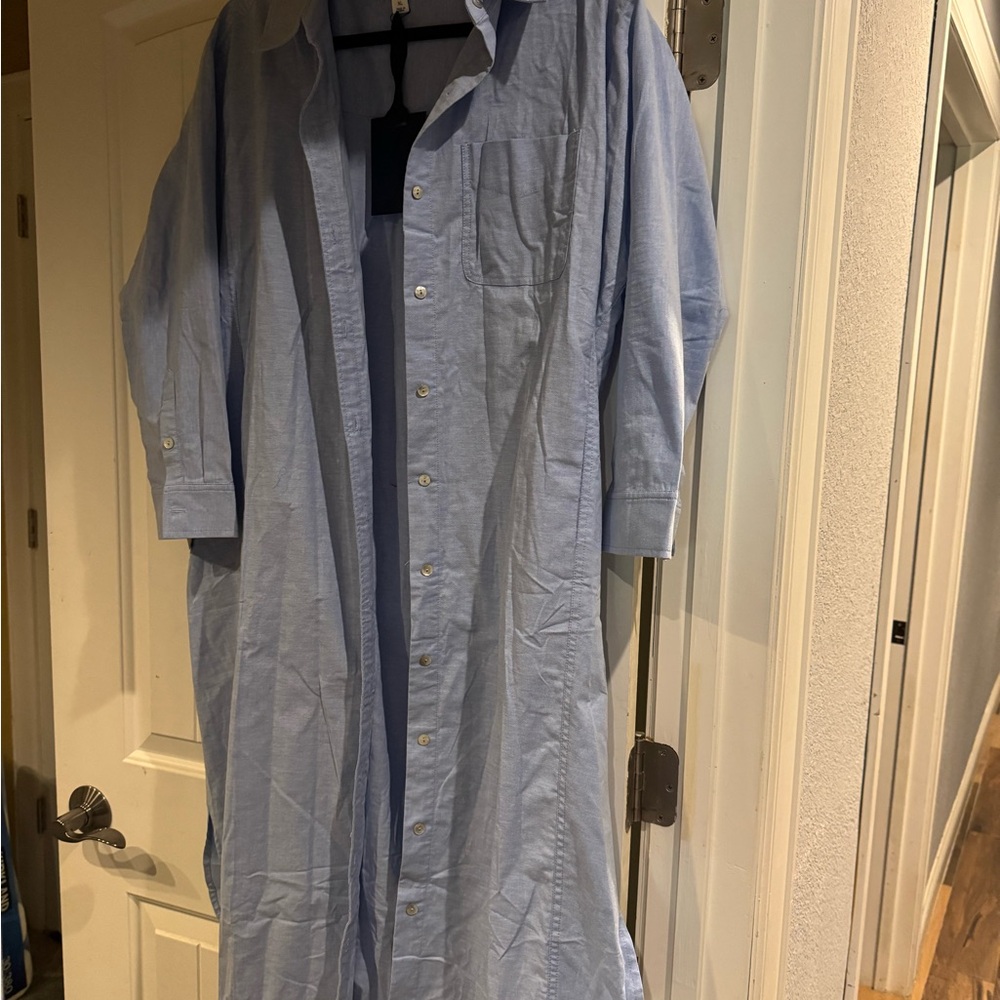 Pomander Place Light Blue Top